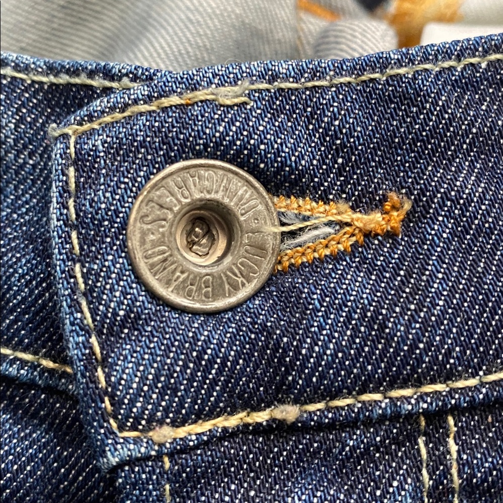 EUC • Lucky Brand Zoe Straight Jeans - Picture 13 of 13